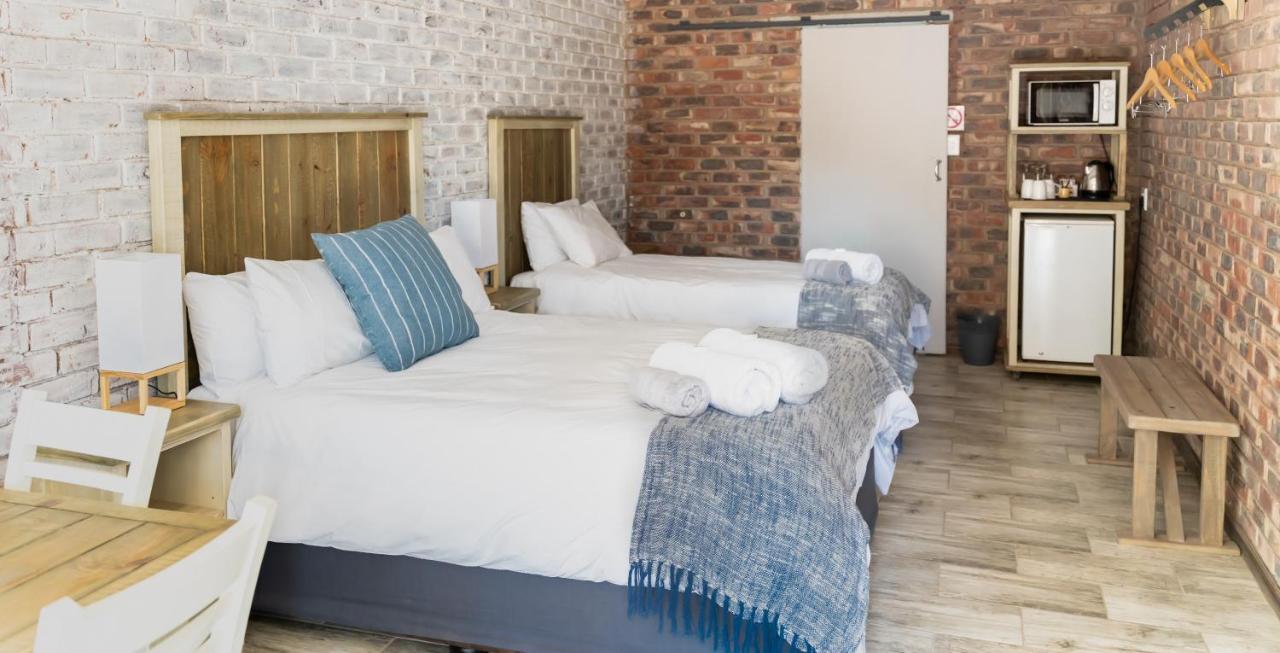Opstal Guestfarm Hotel พ็อตเชฟสตรูม ภายนอก รูปภาพ
